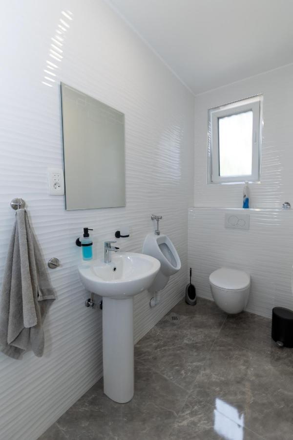 Natura Suites Dramalj Buitenkant foto
