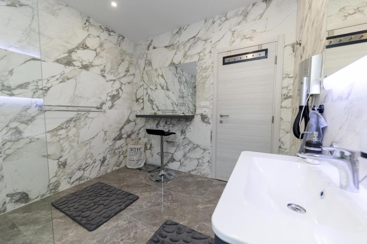 Natura Suites Dramalj Buitenkant foto