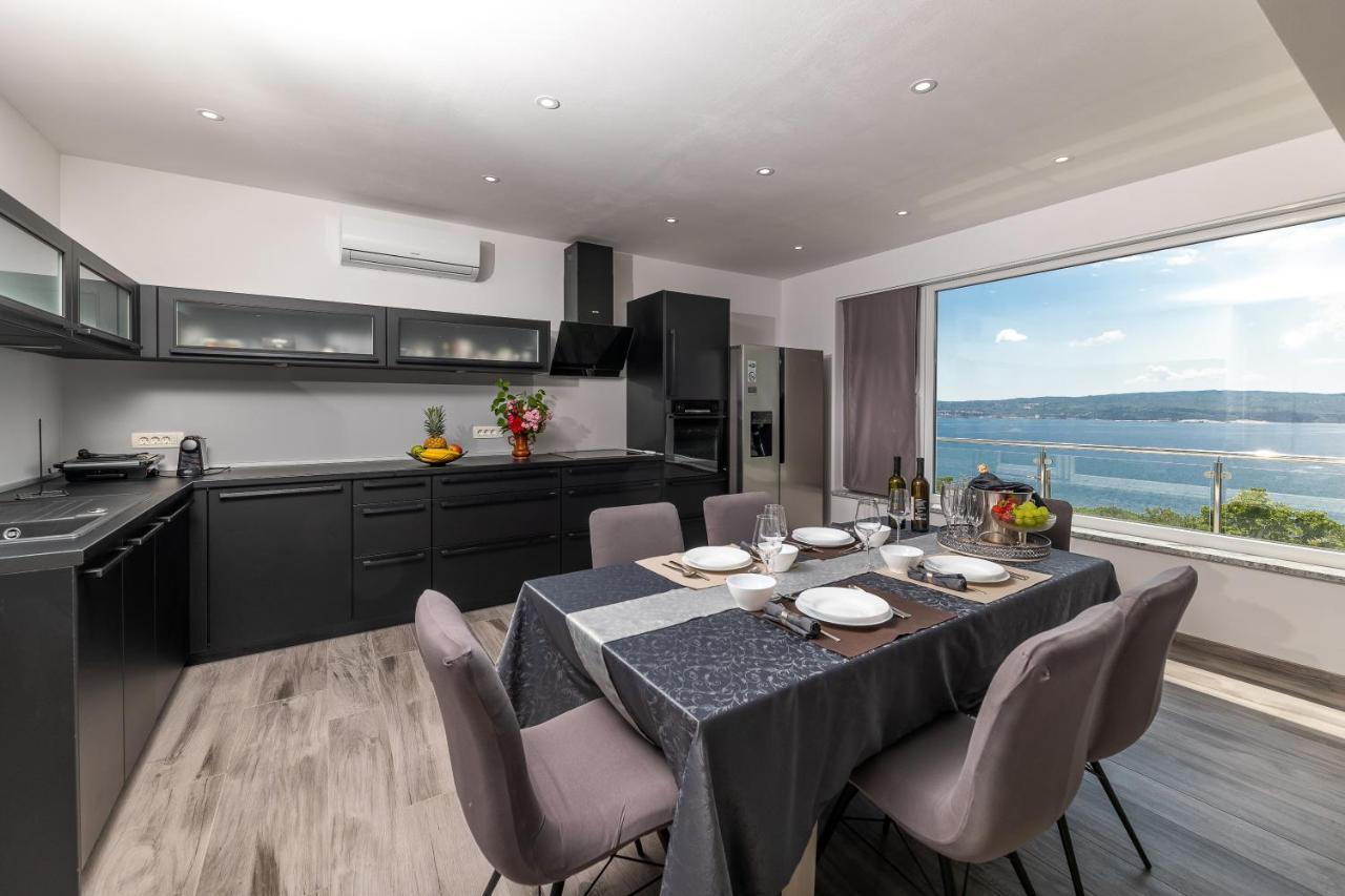 Natura Suites Dramalj Buitenkant foto